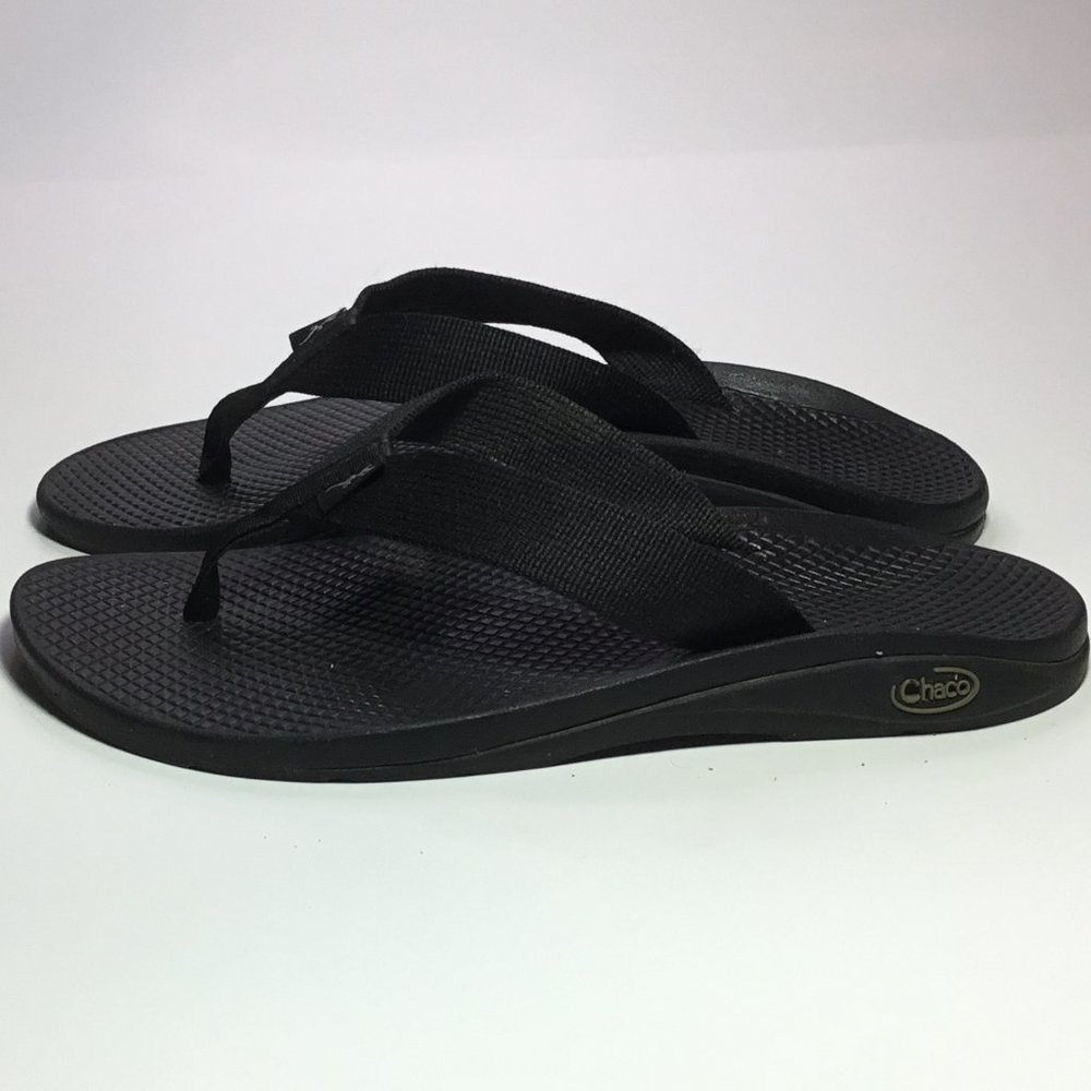 Chaco Tenana Woman's Thong Flip Flop Black Size 8